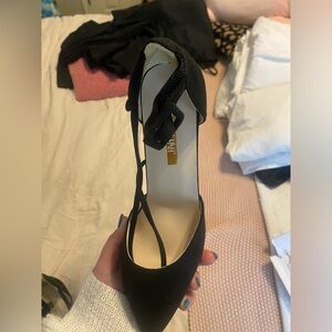 Black 2 inch pointed toe shoes